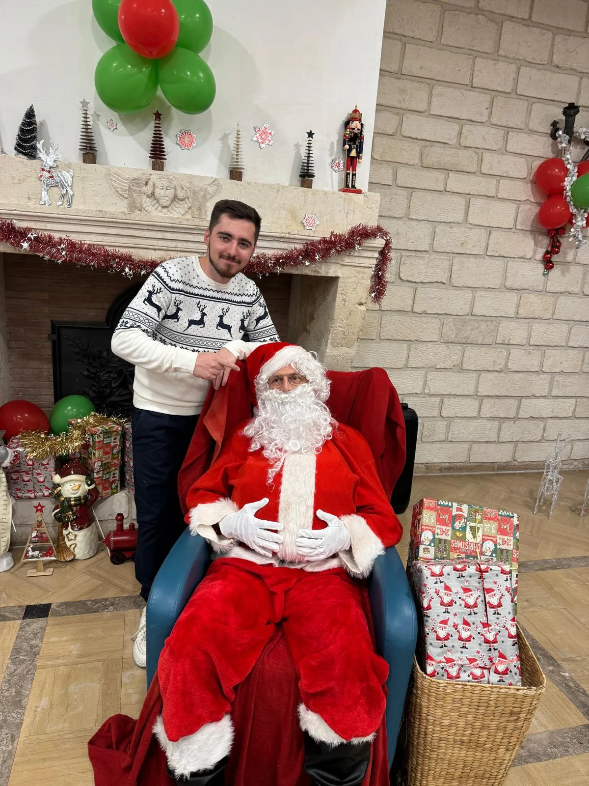 Spectacle de magie de Noël pour école CSE IME ESAT et association